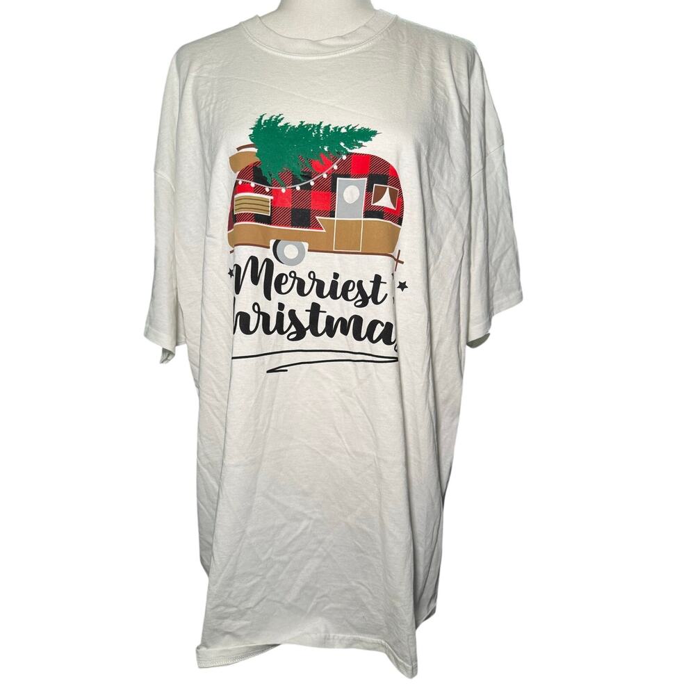 Buffalo Plaid Camper Holiday Merriest Christmas Graphic Tee, Plus Size 2XL